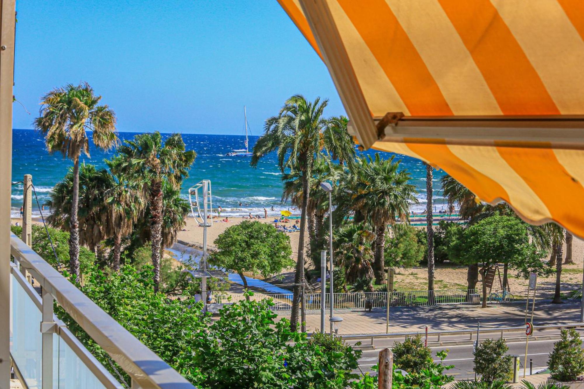 Aquarium - Only Families Lägenhet Cambrils Exteriör bild